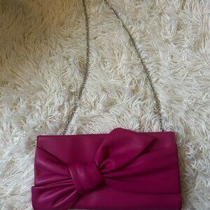 I.N.C. Bowah Hands-Through Clutch – Berry Silver ✨👜 - New